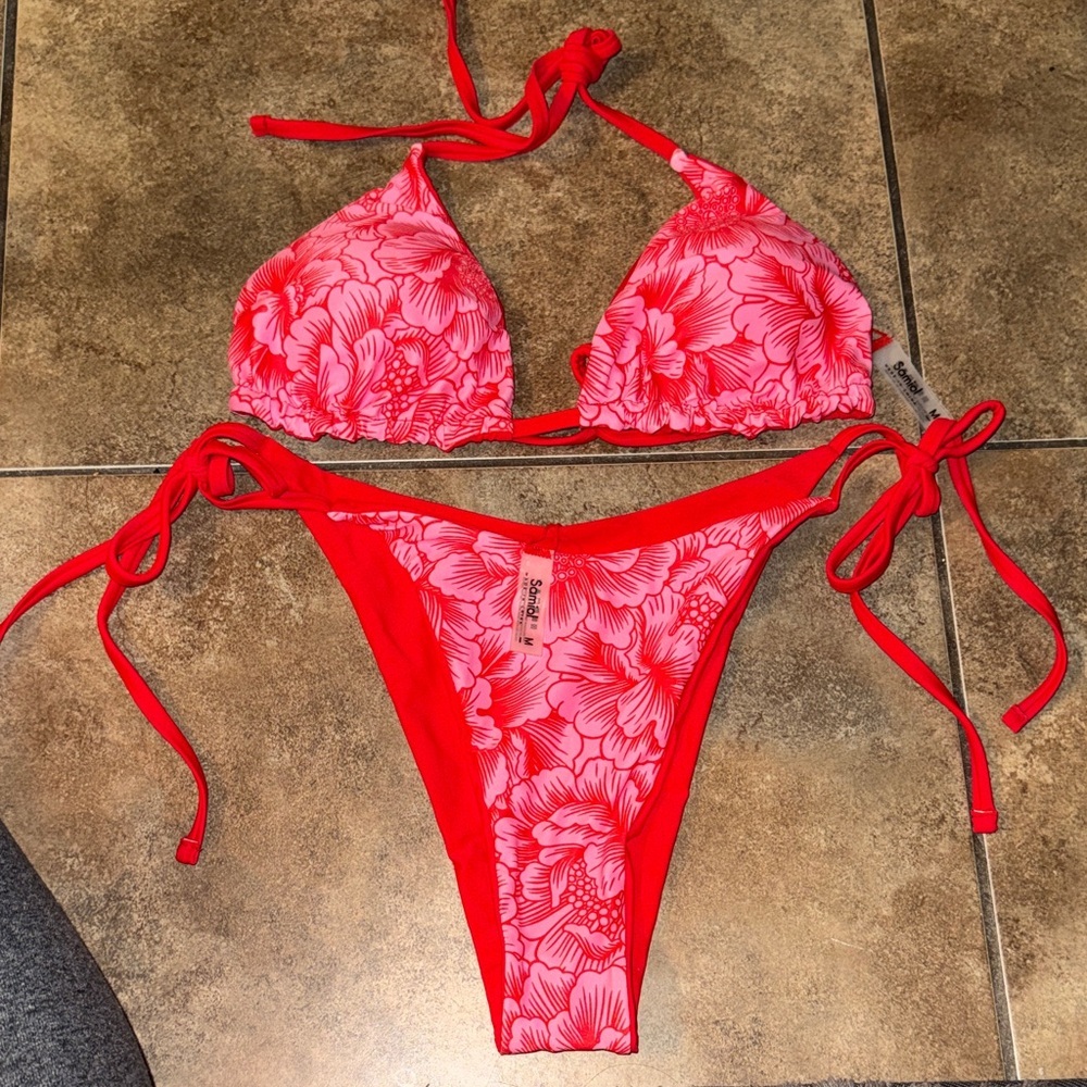 Samiol Medium Floral Red reversible Bikini Set